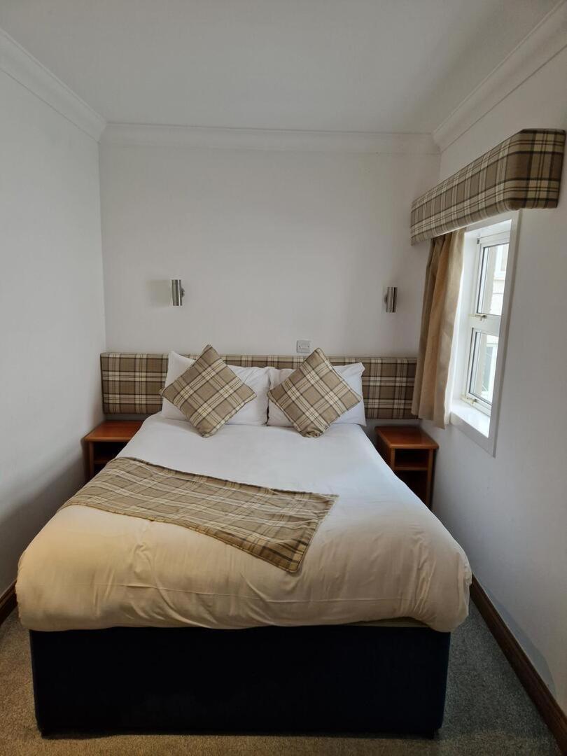 Loch Long Hotel Arrochar Extérieur photo