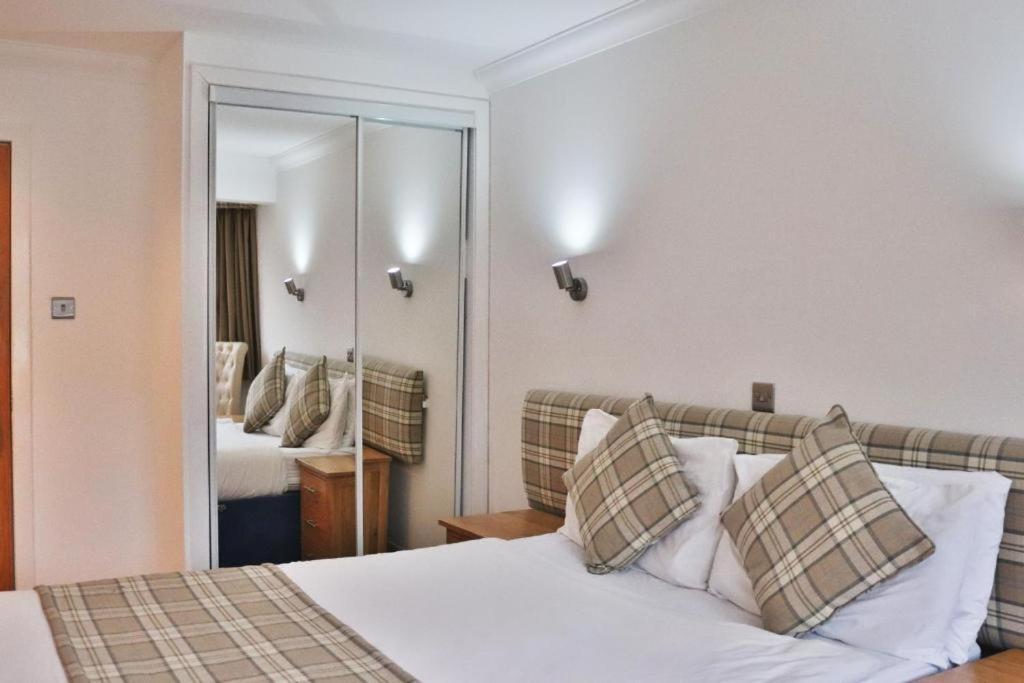 Loch Long Hotel Arrochar Extérieur photo