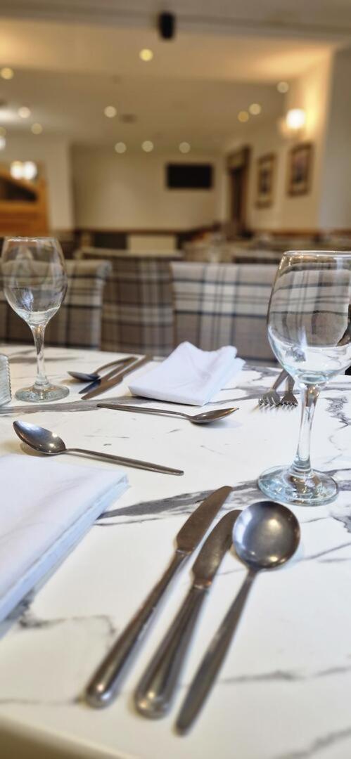 Loch Long Hotel Arrochar Extérieur photo