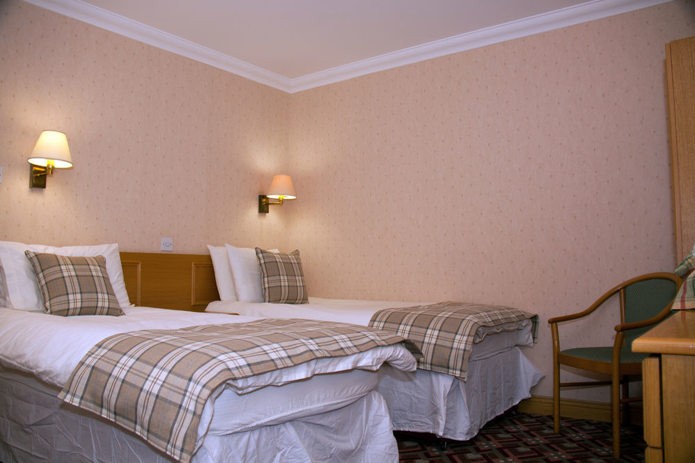 Loch Long Hotel Arrochar Extérieur photo